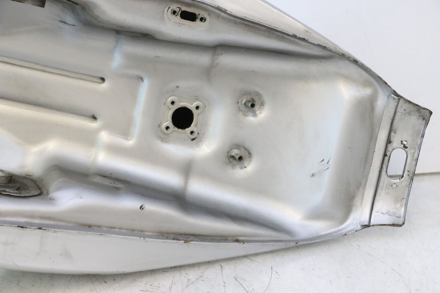 photo de DEPOSITO FUEL YAMAHA XJR 1300 (1998 - 2002) - Otra perspectiva