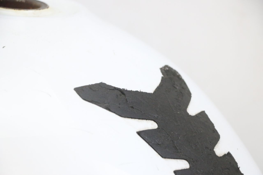 photo de DEPOSITO FUEL HONDA XLV VARADERO 125 (2000 - 2006) - Primer plano técnico