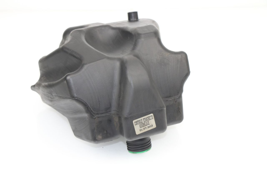 photo de DEPOSITO FUEL YAMAHA BW'S NAKED 50 (2008 - 2019) - Detalle de la pieza