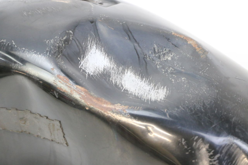 photo de DEPÓSITO DE COMBUSTIBLE YAMAHA SR 125 (1982 - 2003) - Zoom sobre los componentes