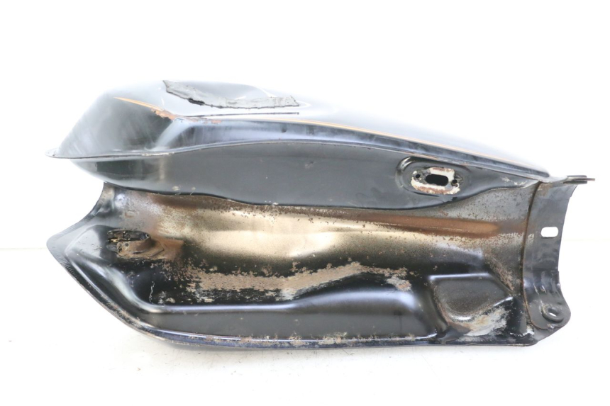 photo de DEPÓSITO DE COMBUSTIBLE YAMAHA SR 125 (1982 - 2003) - Primer plano técnico