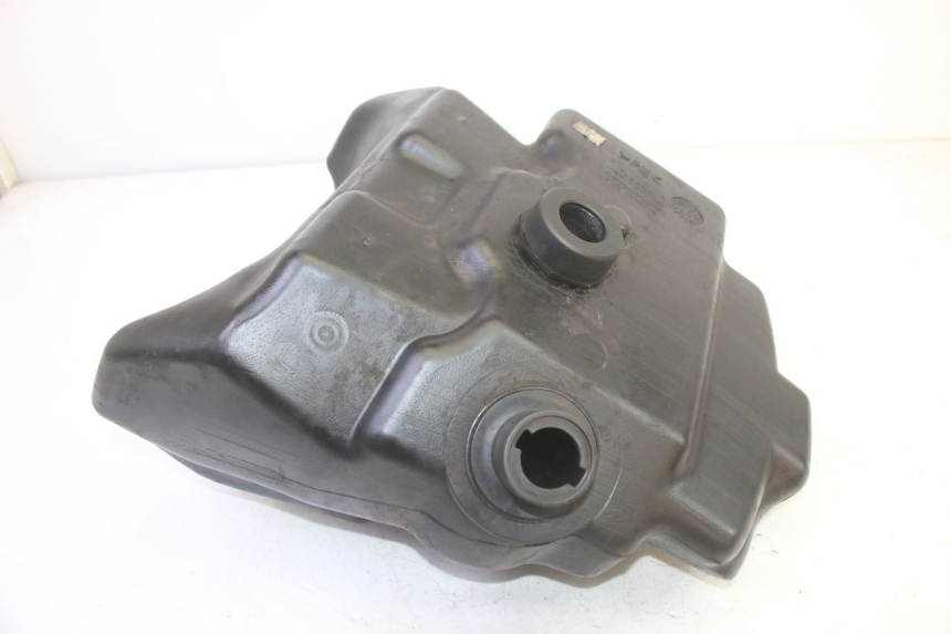 photo de DEPOSITO FUEL YAMAHA YP MAJESTY 125 (2002 - 2006) - Detalle de la pieza