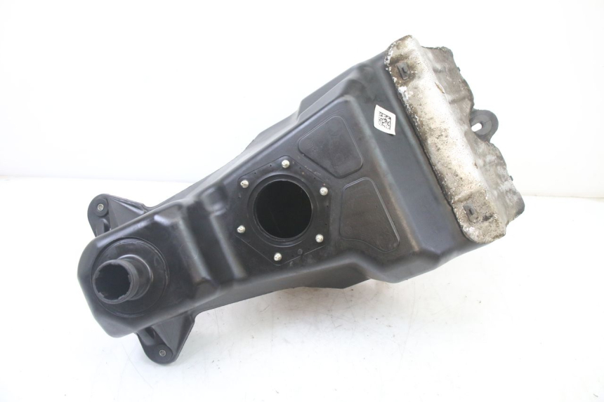 photo de DEPOSITO FUEL YAMAHA YP X-MAX XMAX 400 (2014 - 2017) - Zoom estado de uso