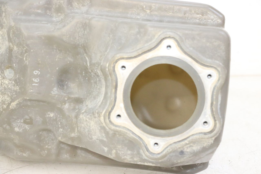 photo de DEPOSITO FUEL YAMAHA YZ-F YZF 250 (2014 - 2018) - Detalle de la pieza