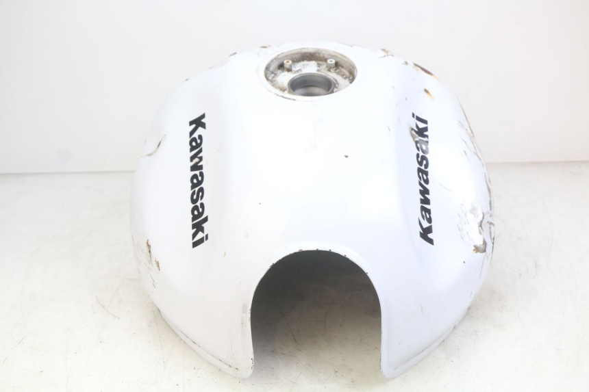 photo de DEPóSITO DE GASOLINA KAWASAKI Z 750 (2007 - 2013) - Otra vista del artículo