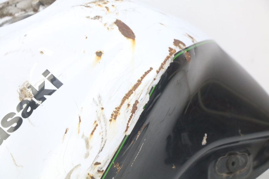 photo de DEPóSITO DE GASOLINA KAWASAKI Z 750 (2007 - 2013) - Características distintivas