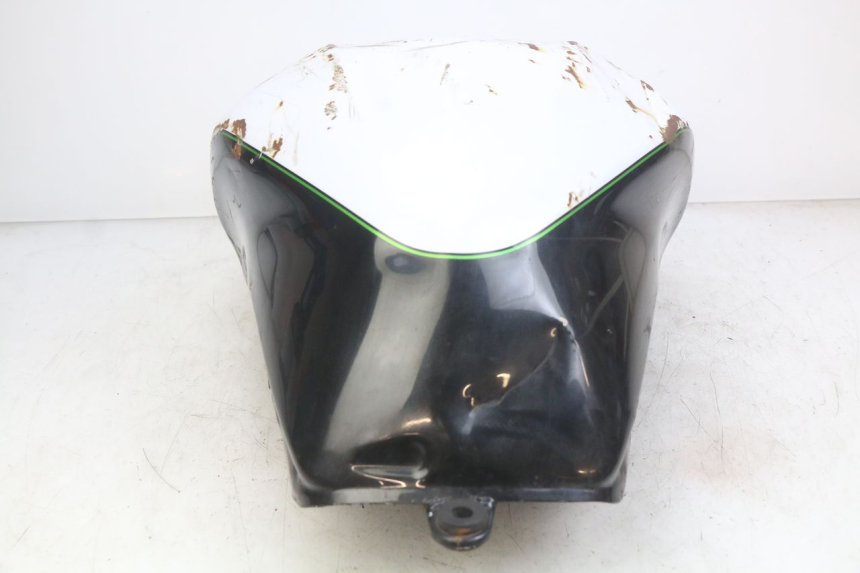 photo de DEPóSITO DE GASOLINA KAWASAKI Z 750 (2007 - 2013) - Enfoque en la estructura
