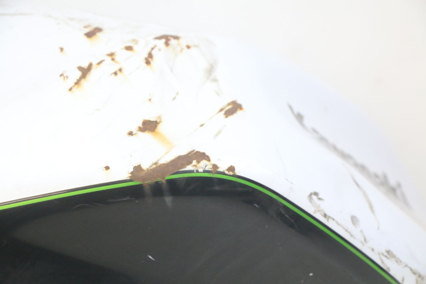 photo de DEPóSITO DE GASOLINA KAWASAKI Z 750 (2007 - 2013) - Zoom calidad de ocasión
