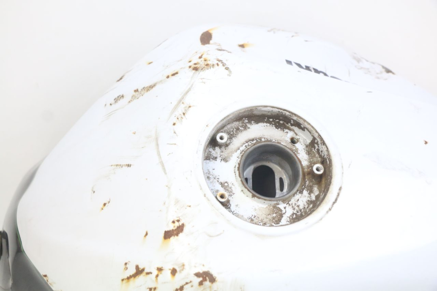 photo de DEPóSITO DE GASOLINA KAWASAKI Z 750 (2007 - 2013) - Detalle de la pieza