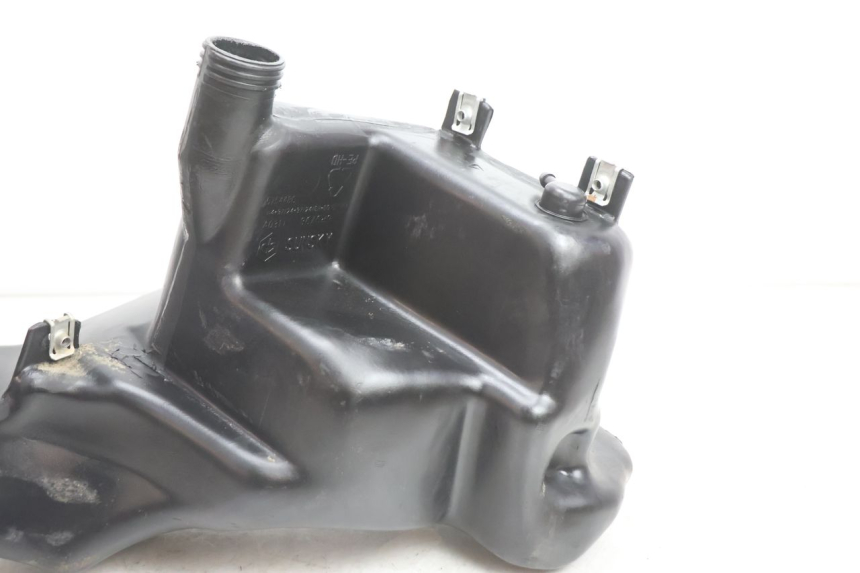photo de DEPÓSITO DE COMBUSTIBLE PIAGGIO ZIP 2T 50 (2009 - 2019) - Zoom estado de uso
