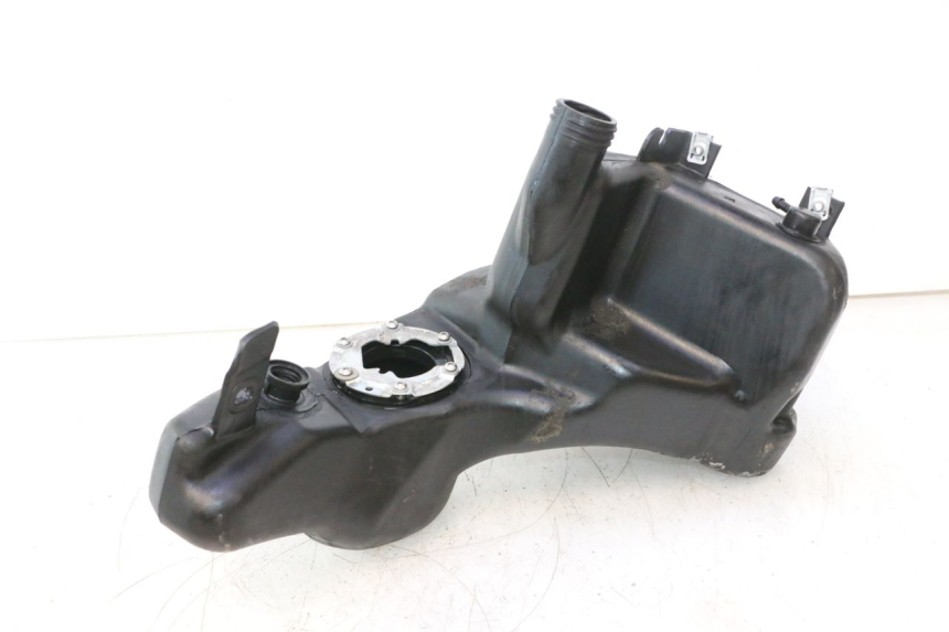 photo de DEPóSITO DE COMBUSTIBLE PIAGGIO ZIP 4T 50 (2018 - 2020) - Otra perspectiva