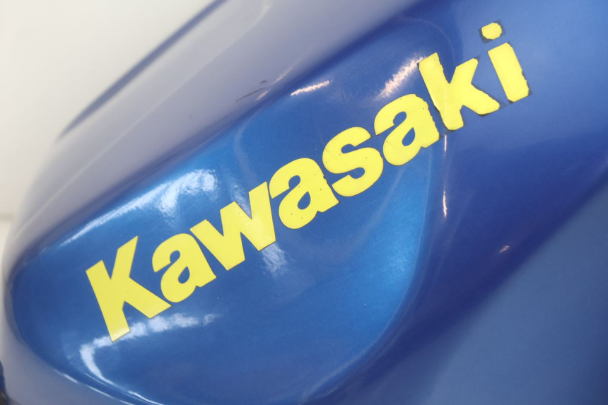 photo de DEPóSITO DE COMBUSTIBLE KAWASAKI ZX-6R ZX6R 600 (1995 - 1997) - Zoom estado de uso