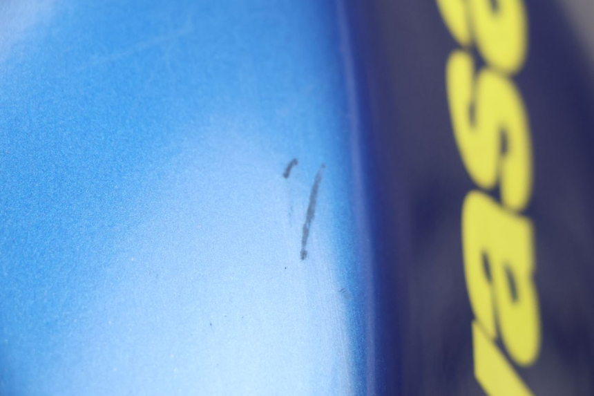 photo de DEPóSITO DE COMBUSTIBLE KAWASAKI ZX-6R ZX6R 600 (1995 - 1997) - Detalles de los puntos de fijación
