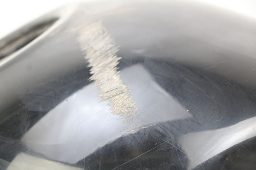 photo de DEPóSITO DE GASOLINA KAWASAKI ZZR 600 (1995 - 2004) - Detalles de los puntos de fijación