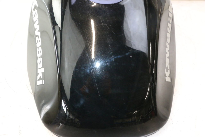 photo de DEPóSITO DE GASOLINA KAWASAKI ZZR 600 (1995 - 2004) - Marcados y referencias originales