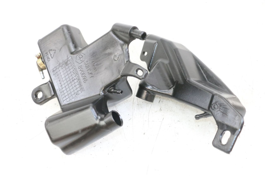 photo de DEPOSITO ACEITE APRILIA SR MOTARD 50 (2012 - 2018) - Zoom estado de uso