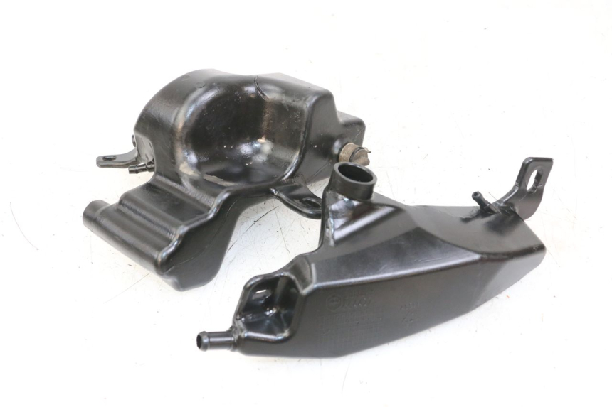 photo de DEPOSITO ACEITE APRILIA SR MOTARD 50 (2012 - 2018) - Primer plano técnico