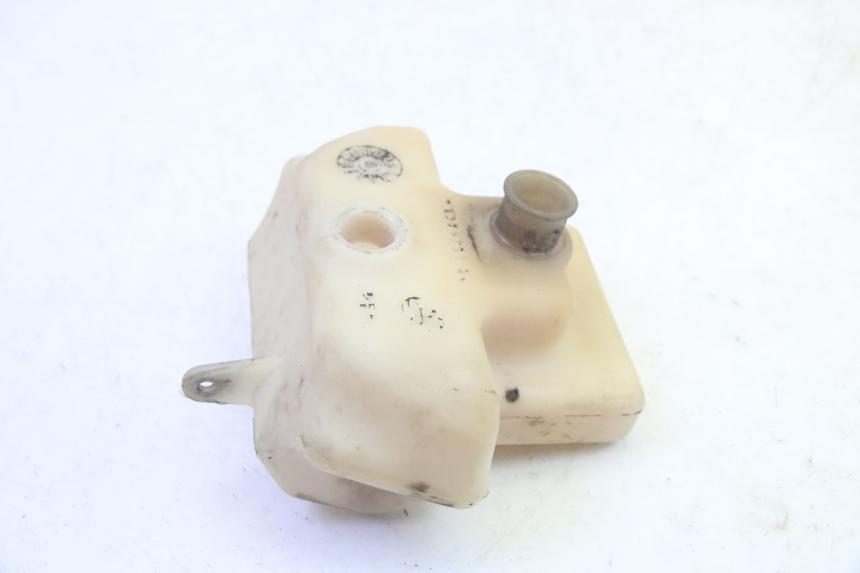 photo de DEPÓSITO DE ACEITE MBK BOOSTER SPIRIT 50 (2004 - 2017) - Detalle de la pieza