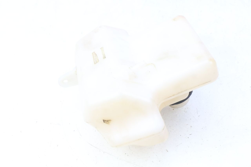 photo de DEPÓSITO DE ACEITE YAMAHA BW'S EASY 50 (2013 - 2016) - Detalle de la pieza