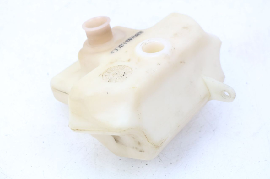 photo de DEPÓSITO DE ACEITE YAMAHA BW'S NAKED 50 (2008 - 2019) - Otra perspectiva