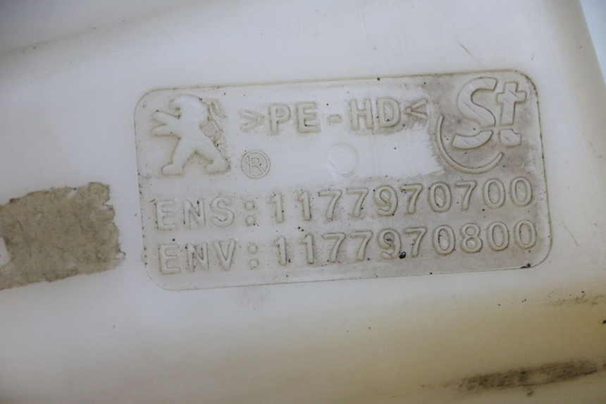 photo de DEPÓSITO DE ACEITE PEUGEOT CITYSTAR 50 (2013 - 2017) - Detalle de la pieza