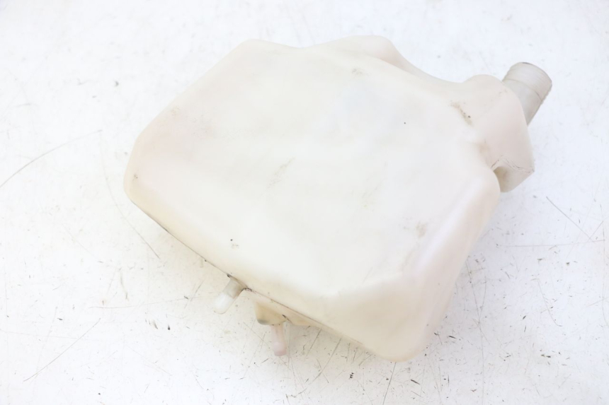 photo de DEPÓSITO DE ACEITE PEUGEOT CITYSTAR 50 (2013 - 2017) - Estado de la superficie y material