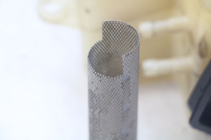 photo de DEPÓSITO DE ACEITE PEUGEOT ELYSEO 125 (1999 - 2004) - Zoom estado de uso