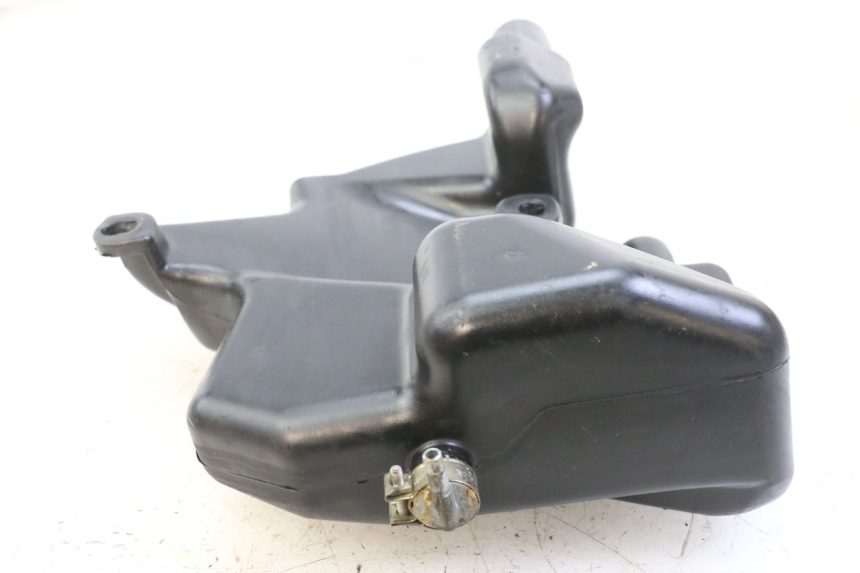 photo de DEPÓSITO DE ACEITE PIAGGIO FLY 2T 50 (2004 - 2017) - Zoom estado de uso