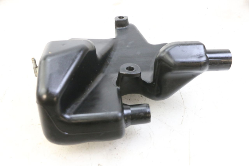 photo de DEPÓSITO DE ACEITE PIAGGIO FLY 2T 50 (2004 - 2017) - Otra perspectiva