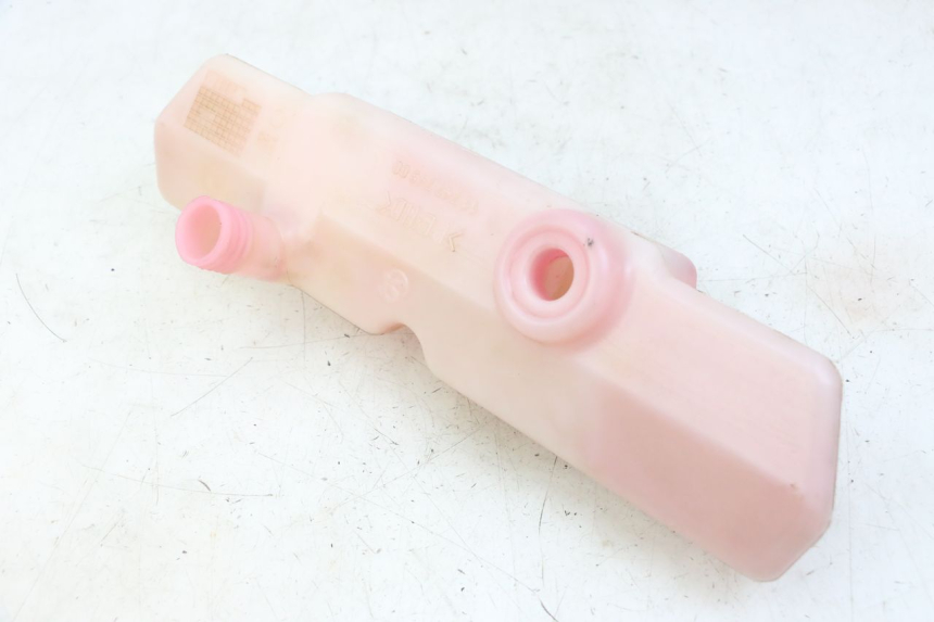 photo de DEPOSITO ACEITE PEUGEOT JET FORCE CARBU 50 (2003 - 2016) - Primer plano técnico