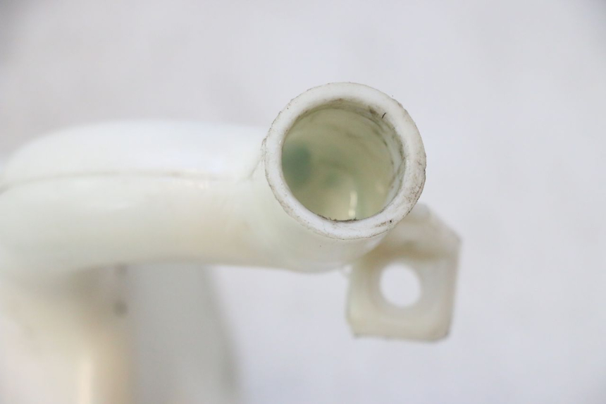 photo de DEPÓSITO DE ACEITE PEUGEOT KISBEE 2T 50 (2010 - 2017) - Estado de la superficie y material