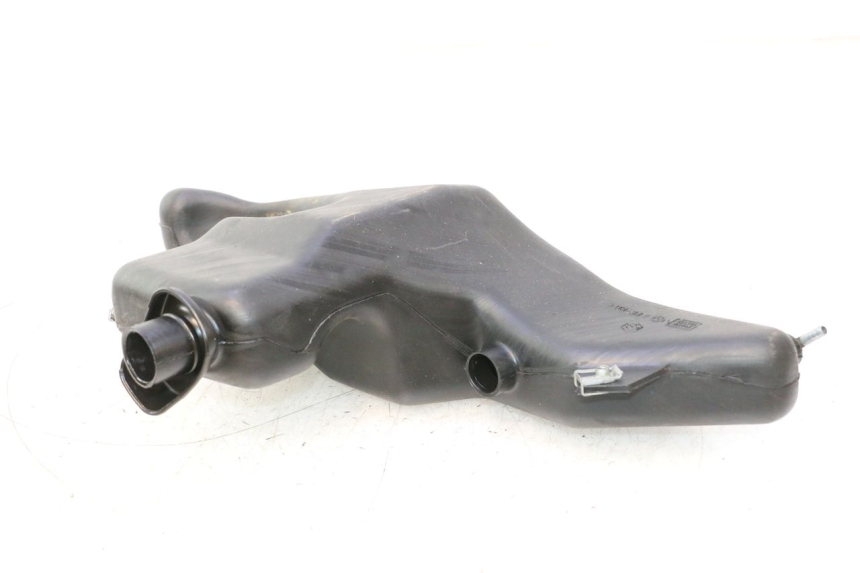 photo de DEPOSITO ACEITE PIAGGIO LIBERTY 50 (1998 - 2003) - Primer plano técnico