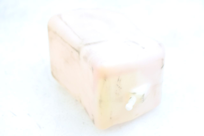 photo de DEPÓSITO DE ACEITE PEUGEOT LUDIX 50 (2005 - 2007) - Zoom estado de uso