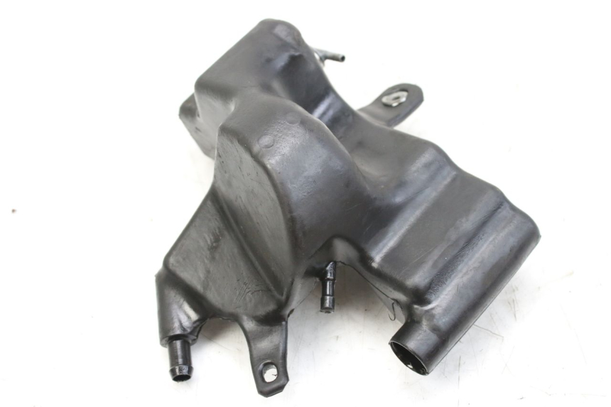 photo de DEPÓSITO DE ACEITE PIAGGIO NEW TYPHOON 50 (2018 - 2021) - Características distintivas