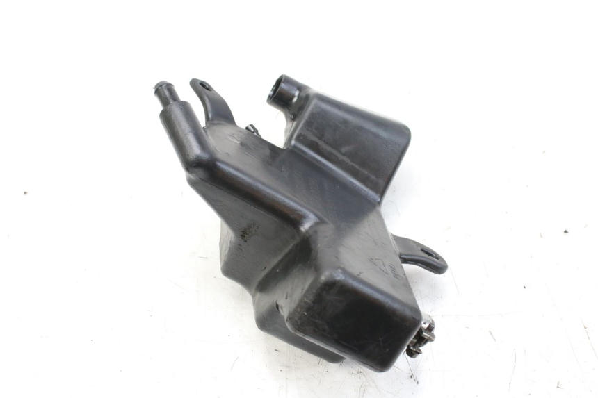 photo de DEPÓSITO DE ACEITE PIAGGIO NEW TYPHOON 50 (2018 - 2021) - Detalles de los puntos de fijación