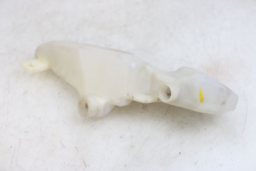 photo de DEPÓSITO DE ACEITE PIAGGIO NEW TYPHOON 50 (2018 - 2021) - Primer plano técnico