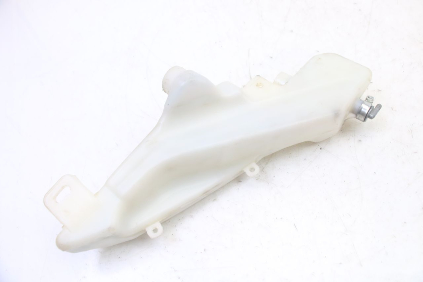 photo de DEPÓSITO DE ACEITE PIAGGIO NEW TYPHOON 50 (2018 - 2021) - Otra perspectiva