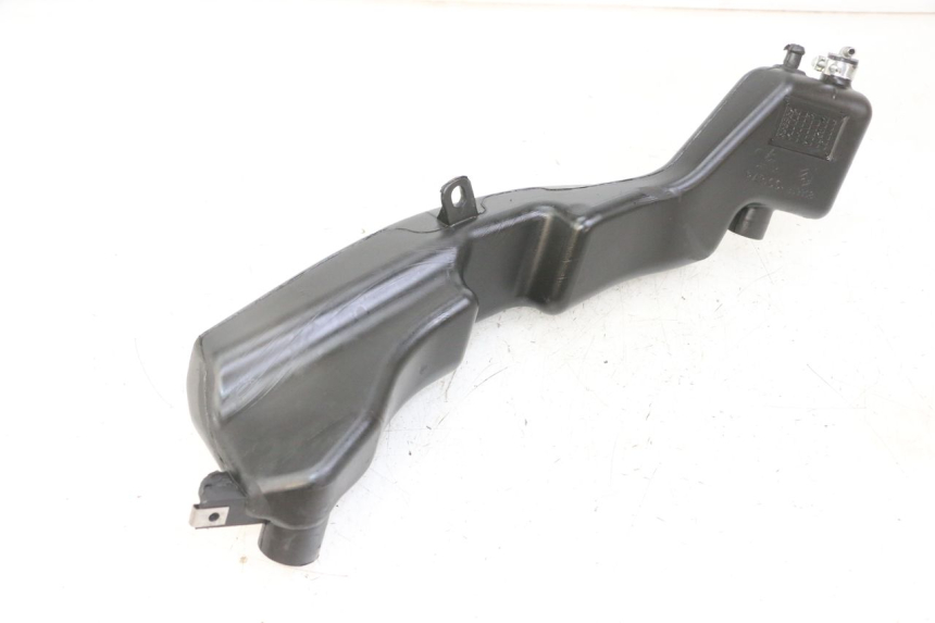 photo de DEPOSITO ACEITE PIAGGIO NRG POWER PUREJET 50 (2018 - 2021) - Otra perspectiva