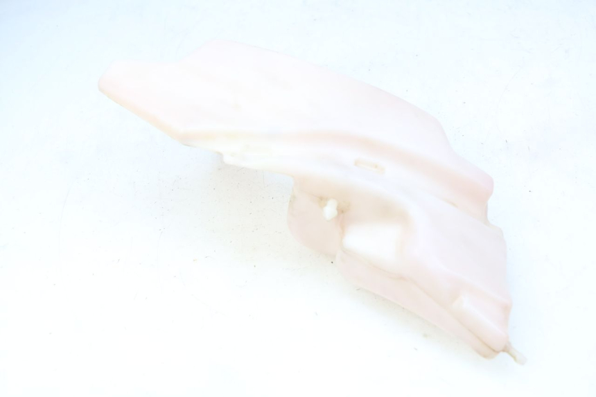 photo de DEPÓSITO DE ACEITE MBK OVETTO 2T 50 (2007 - 2017) - Detalle de la pieza