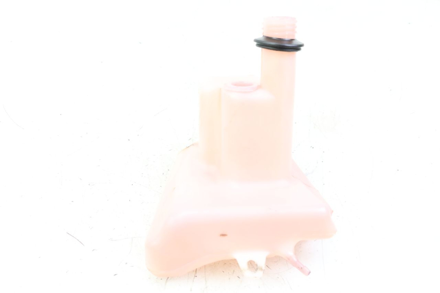 photo de DEPOSITO ACEITE PEUGEOT TREKKER TKR 50 (2005 - 2014) - Otra perspectiva