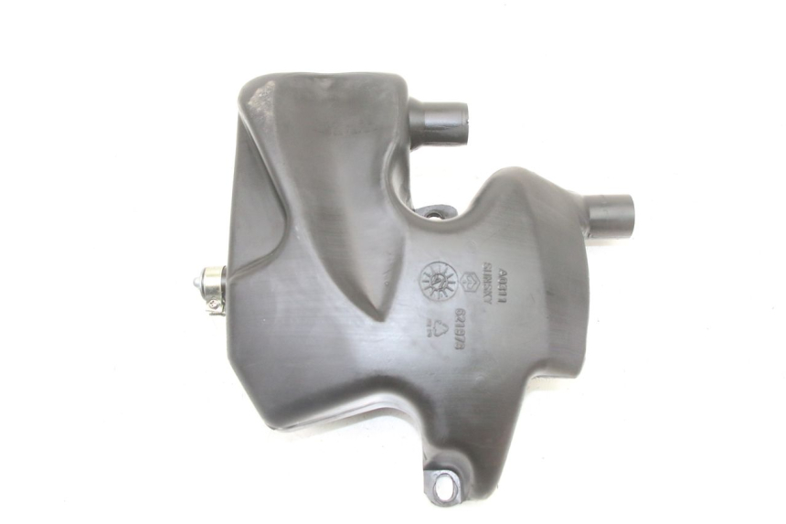 photo de DEPÓSITO DE ACEITE PIAGGIO ZIP 2T 50 (2009 - 2019) - Detalle de la pieza