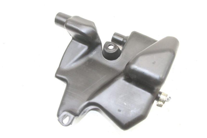 photo de DEPÓSITO DE ACEITE PIAGGIO ZIP 2T 50 (2009 - 2019) - Otra perspectiva