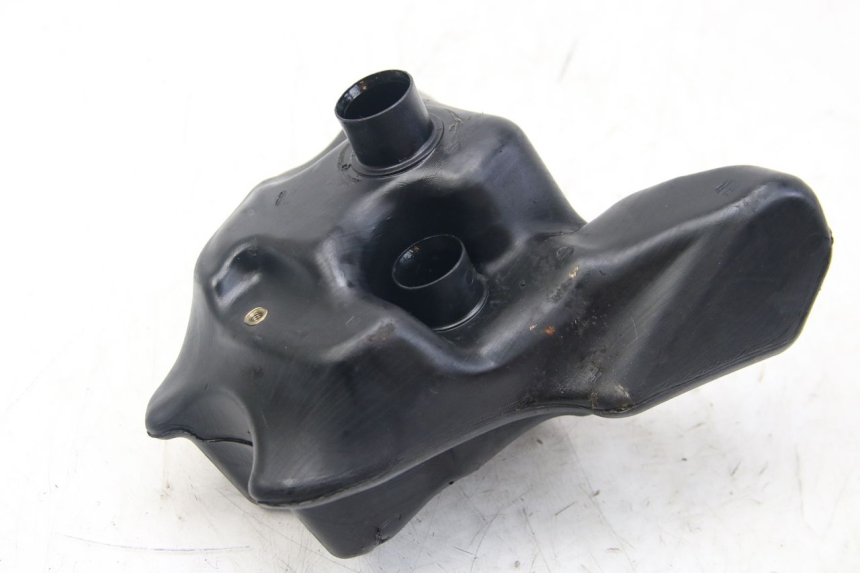 photo de DEPÓSITO DE ACEITE GILERA RUNNER SP 50 (2009 - 2017) - Detalles de los puntos de fijación