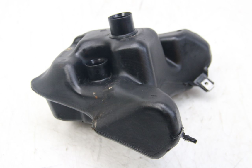 photo de DEPÓSITO DE ACEITE GILERA RUNNER SP 50 (2009 - 2017) - Estado de la superficie y material