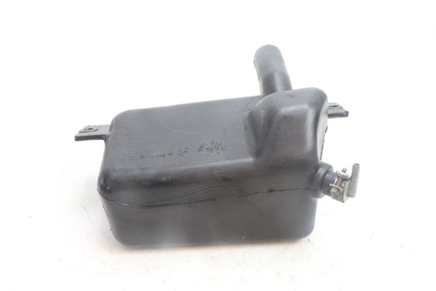 photo de DEPOSITO ACEITE GILERA RUNNER SP 50 (2002 - 2004) - Otra perspectiva