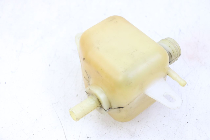 photo de DEPÓSITO DE ACEITE PEUGEOT SATELIS 125 (2006 - 2009) - Detalle de la pieza