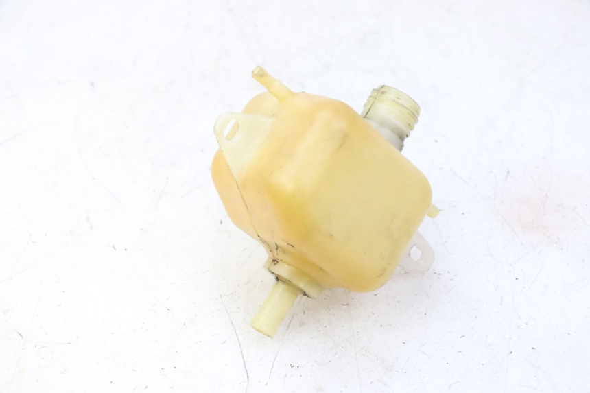 photo de DEPÓSITO DE ACEITE PEUGEOT SATELIS 125 (2006 - 2009) - Otra perspectiva