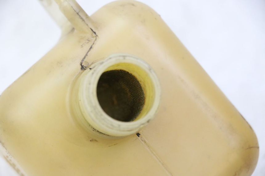 photo de DEPÓSITO DE ACEITE PEUGEOT SATELIS 125 (2006 - 2009) - Zoom estado de uso