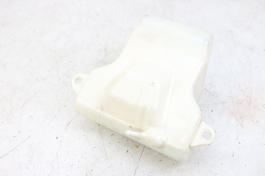 photo de DEPOSITO ACEITE PEUGEOT SPEEDFIGHT 4 2T 50 (2015 - 2019) - Detalle de la pieza