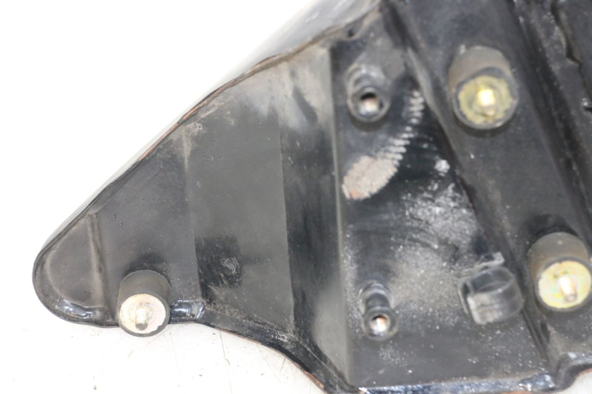 photo de DEPOSITO ACEITE HARLEY DAVIDSON SPORTSTER XL CUSTOM 1200 (2003 - 2004) - Otra perspectiva